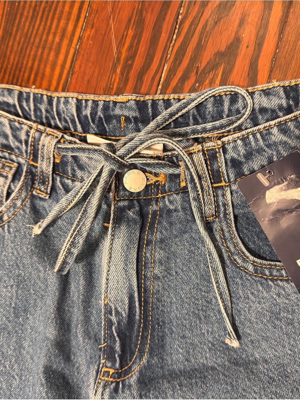 PARKE - Women's Mid-Rise Drawstring Baggy Jeans - Parke ME Medium Wash 4 NWT - Picture 6 of 7